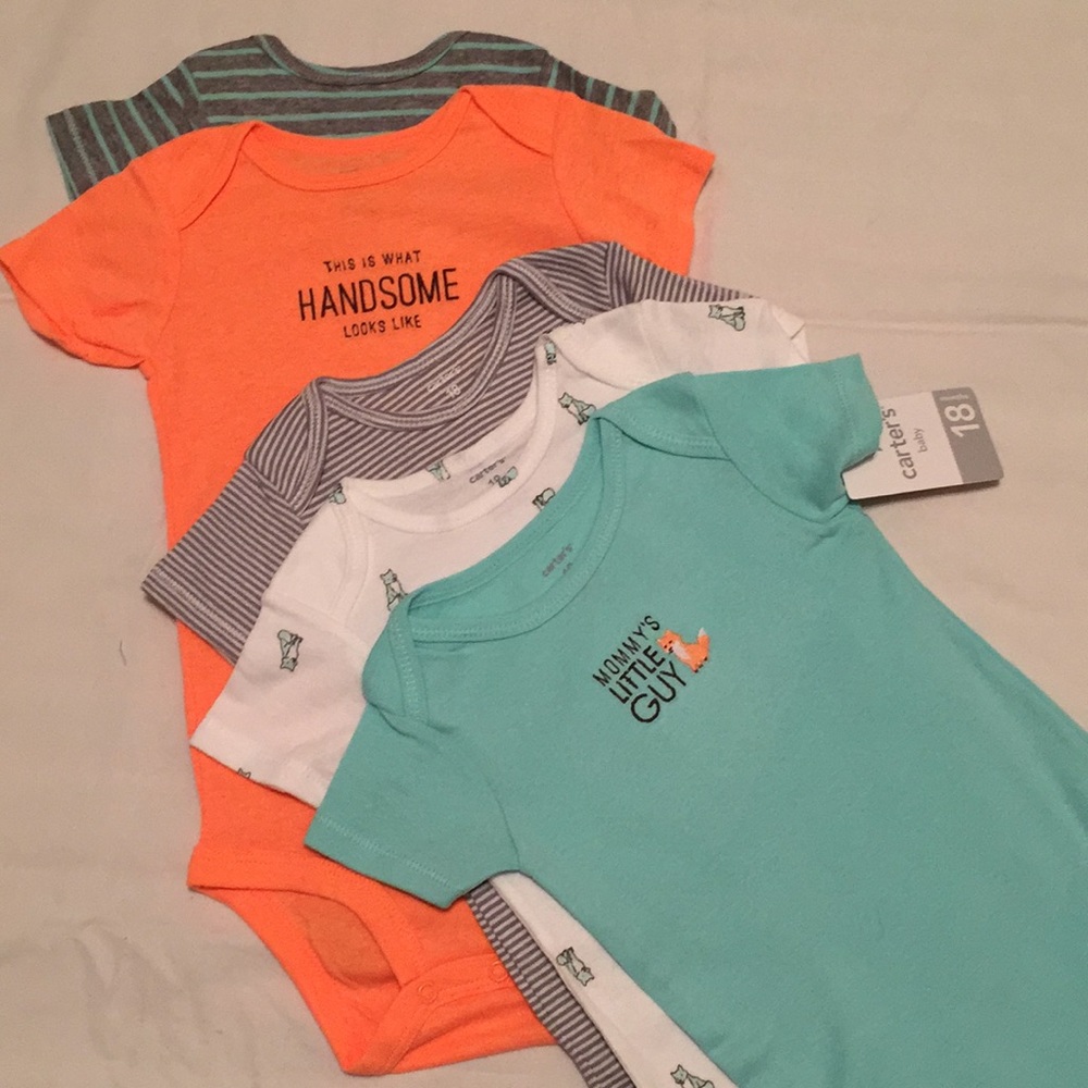 Carter's 18M Five Pack Bodysuits.